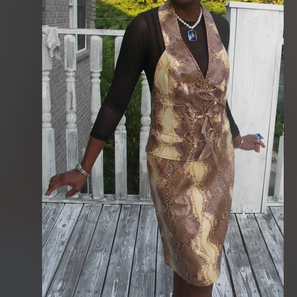 Dior Dresses & Skirts - New COUTURE CHRISTIAN DIOR Farmed Snakeskin  VEST COAT Jacket & SKIRT 38 US 6